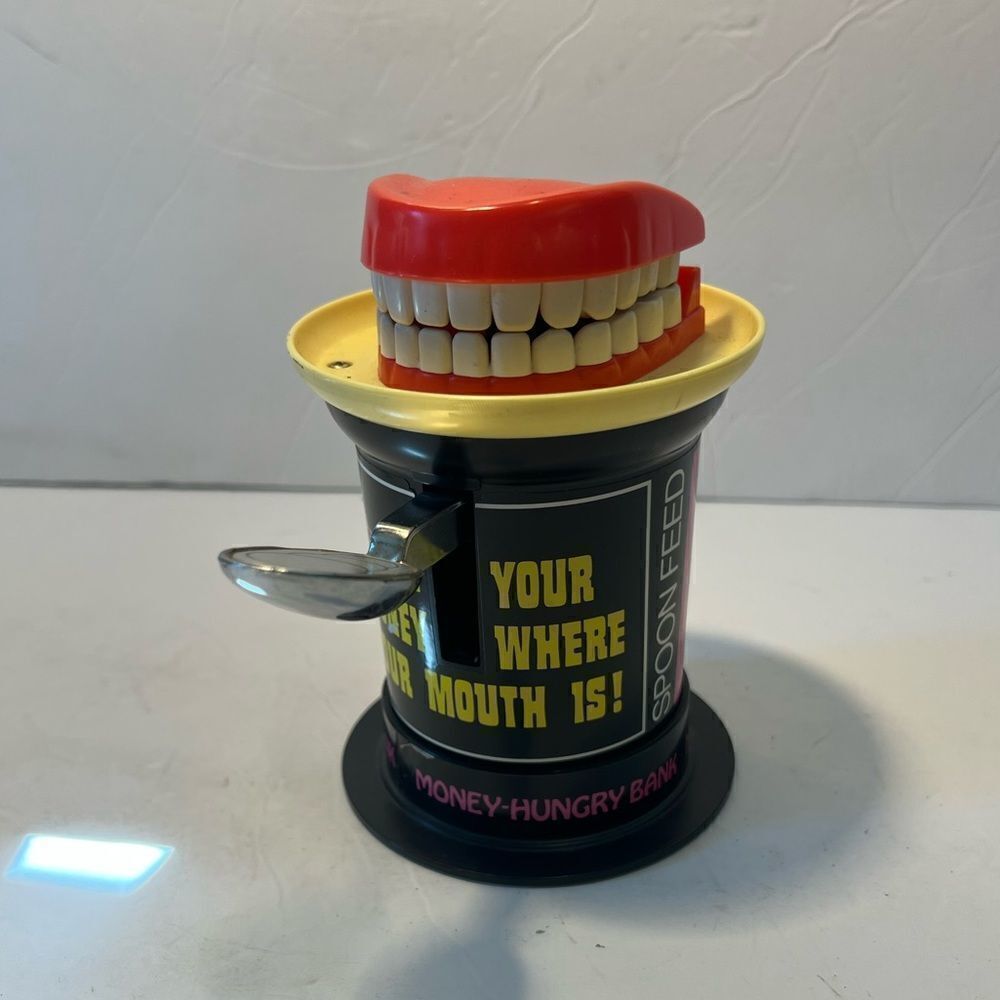 Money Hungry Coin Bank - Picture 2 of 9